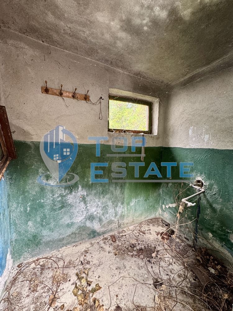 Продава КЪЩА, с. Пчелище, област Велико Търново, снимка 14 - Къщи - 55900136
