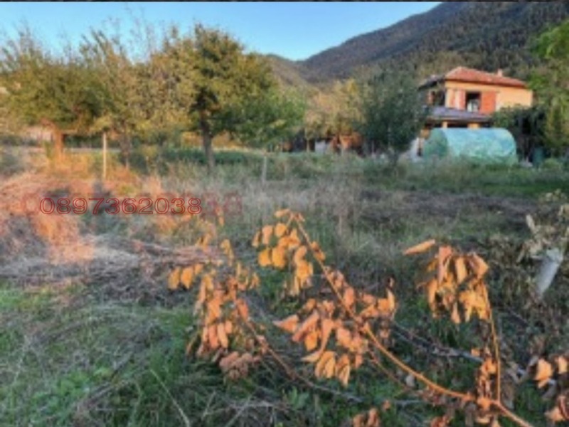 En venta  Trama región Kyustendil , Bistritsa , 1080 metros cuadrados | 73338168