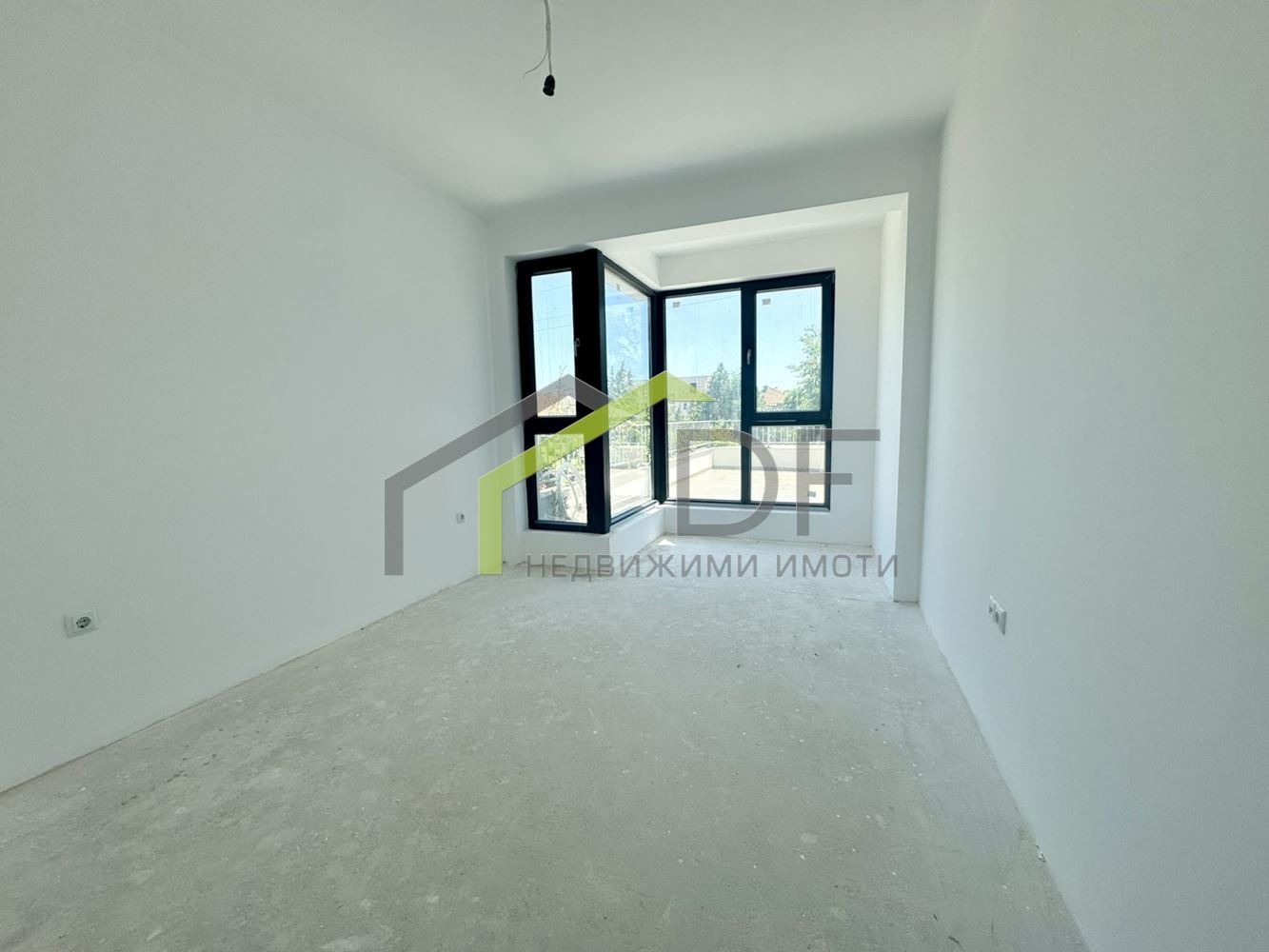 Продава 2-СТАЕН, гр. Варна, Бриз, снимка 2 - Апартаменти - 54835811