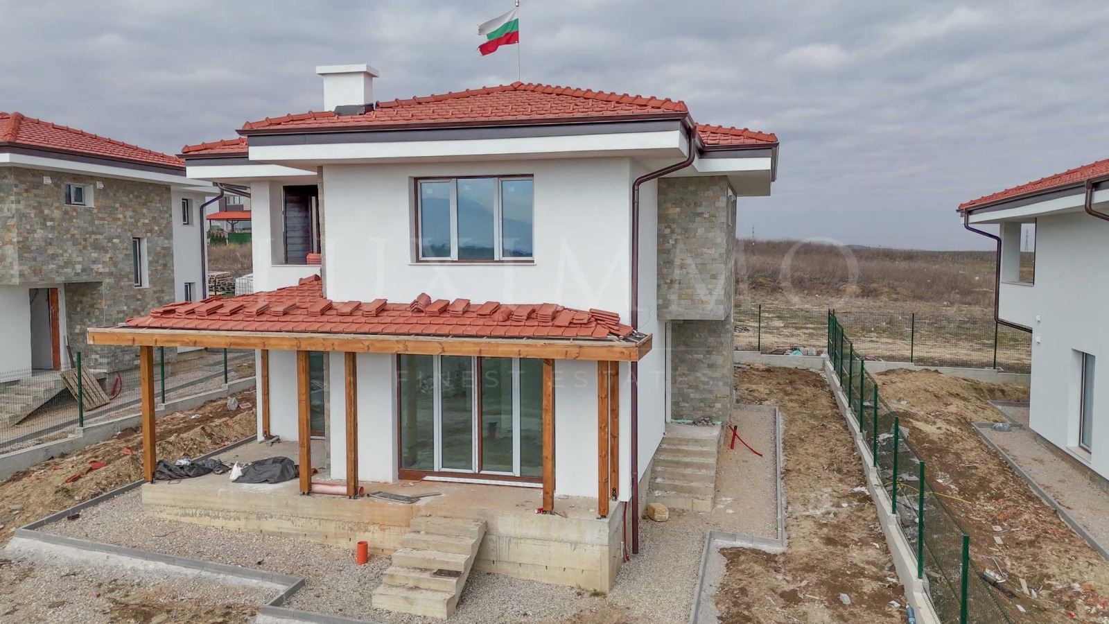 Продава КЪЩА, с. Гурмазово, област София област, снимка 2 - Къщи - 48292176