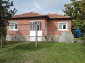 Продава КЪЩА, област Варна, с. Бърдарево • 63000 € / 123217.29 лв. • 27438113 1