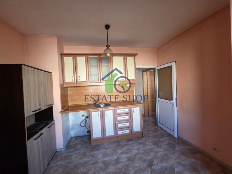 Продава 3-СТАЕН, гр. Пловдив, Кючук Париж, снимка 4 - Апартаменти - 52834605