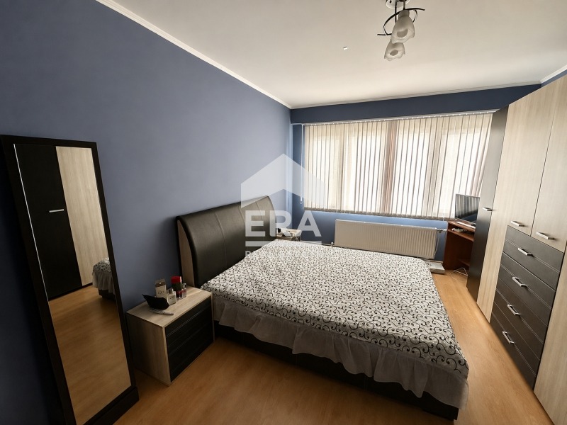 Продава 3-СТАЕН, гр. Добрич, Христо Ботев, снимка 3 - Апартаменти - 55664324