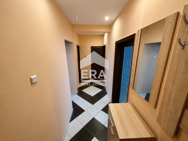Продава 3-СТАЕН, гр. Добрич, Христо Ботев, снимка 4 - Апартаменти - 55664324