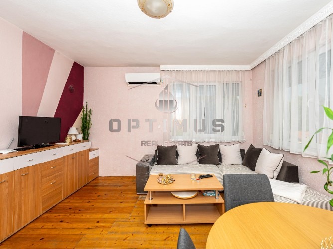 Na prodej  3+ ložnice Plovdiv , Mladežki Chalm , 126 m2 | 67603813 - obraz [4]