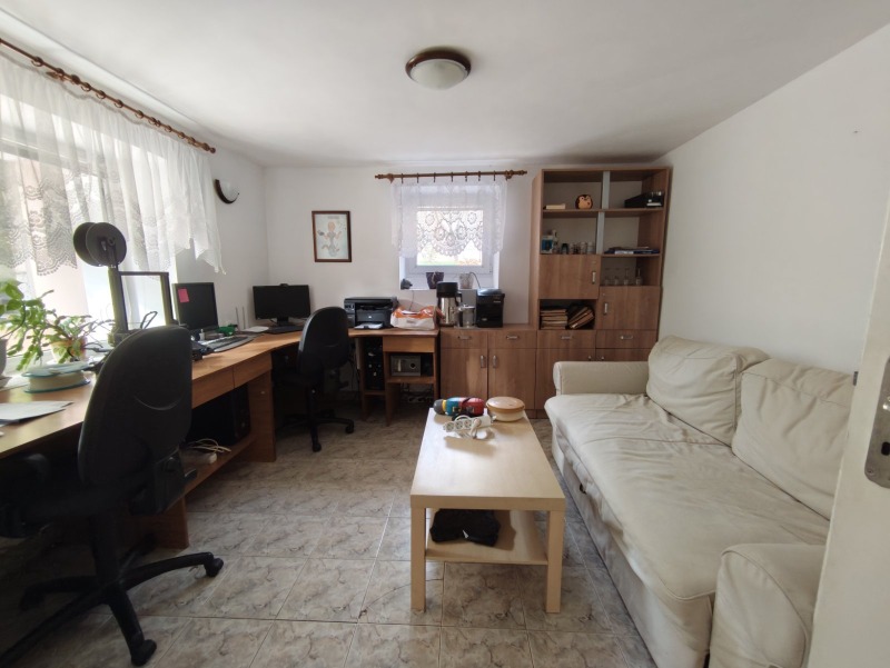 Продава КЪЩА, гр. Шумен, Дивдядово, снимка 7 - Къщи - 53438607