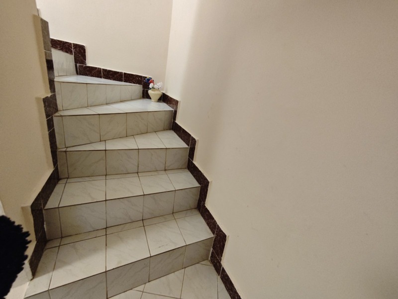 Продава КЪЩА, гр. Шумен, Дивдядово, снимка 10 - Къщи - 53438607