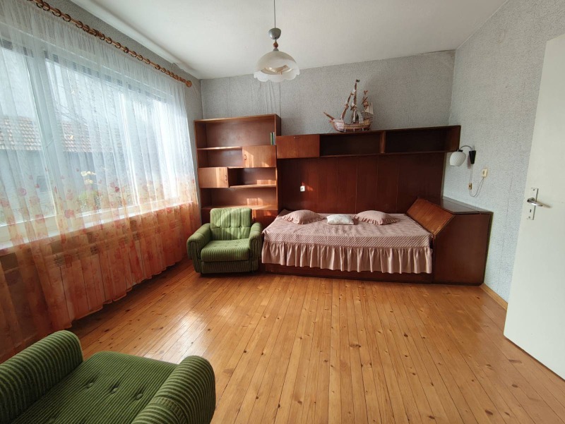 Продава КЪЩА, гр. Шумен, Дивдядово, снимка 14 - Къщи - 53438607