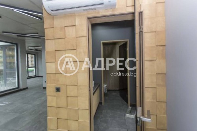 Продава ПРОМ. ПОМЕЩЕНИЕ, гр. София, Студентски град, снимка 3 - Производствени сгради - 53506768