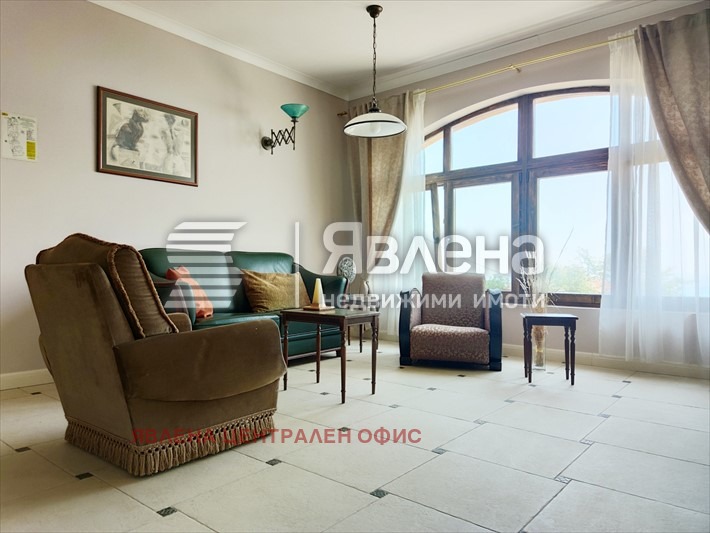 Продава ХОТЕЛ, с. Емона, област Бургас, снимка 8 - Хотели - 53713495