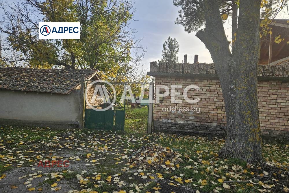 Продава КЪЩА, с. Царевци, област Варна