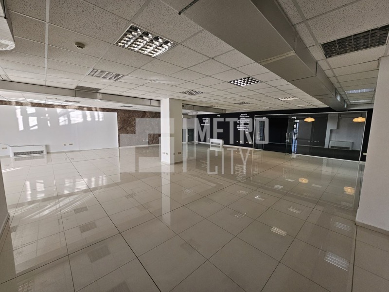 Продава ОФИС в град София, Младост 3 - 418 кв.м / 550 000 € » 1 075 706.50 лв., МЕТРО СИТИ РИЪЛ ЕСТЕЙТС