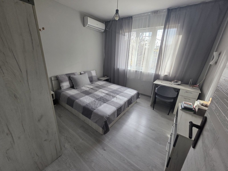 Продава 3-СТАЕН, гр. Русе, Здравец Изток, снимка 5 - Апартаменти - 52689042