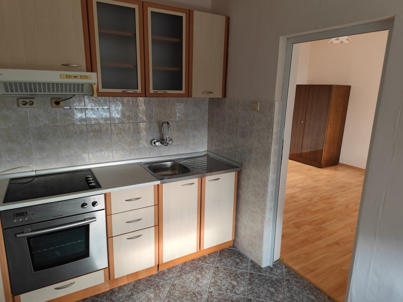 Продаја  3 спаваће собе Софија , Дружба 1 , 107 м2 | 87246551