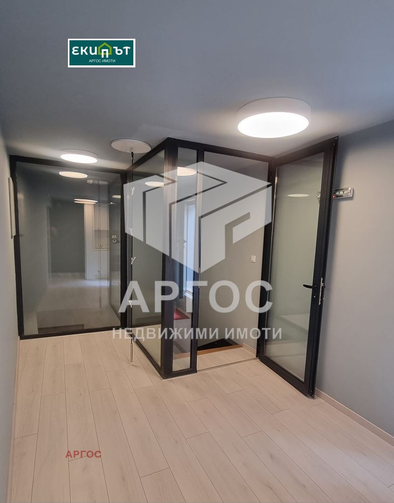 Te koop  Winkel Varna , ZjP Gara , 282 m² | 86042027 - afbeelding [12]