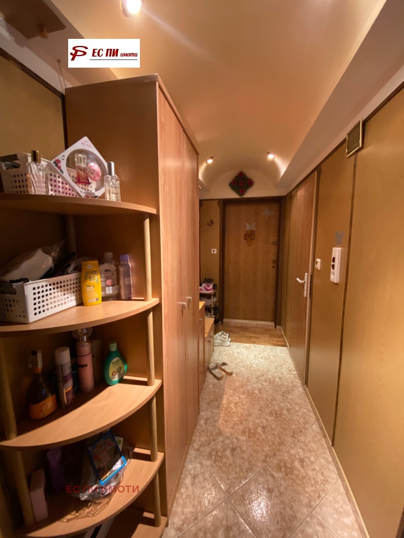 Продава  2-стаен град Русе , Чародейка - Север , 68 кв.м | 76046142 - изображение [13]