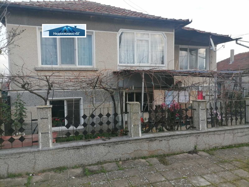 Продава КЪЩА, с. Старо Оряхово, област Варна