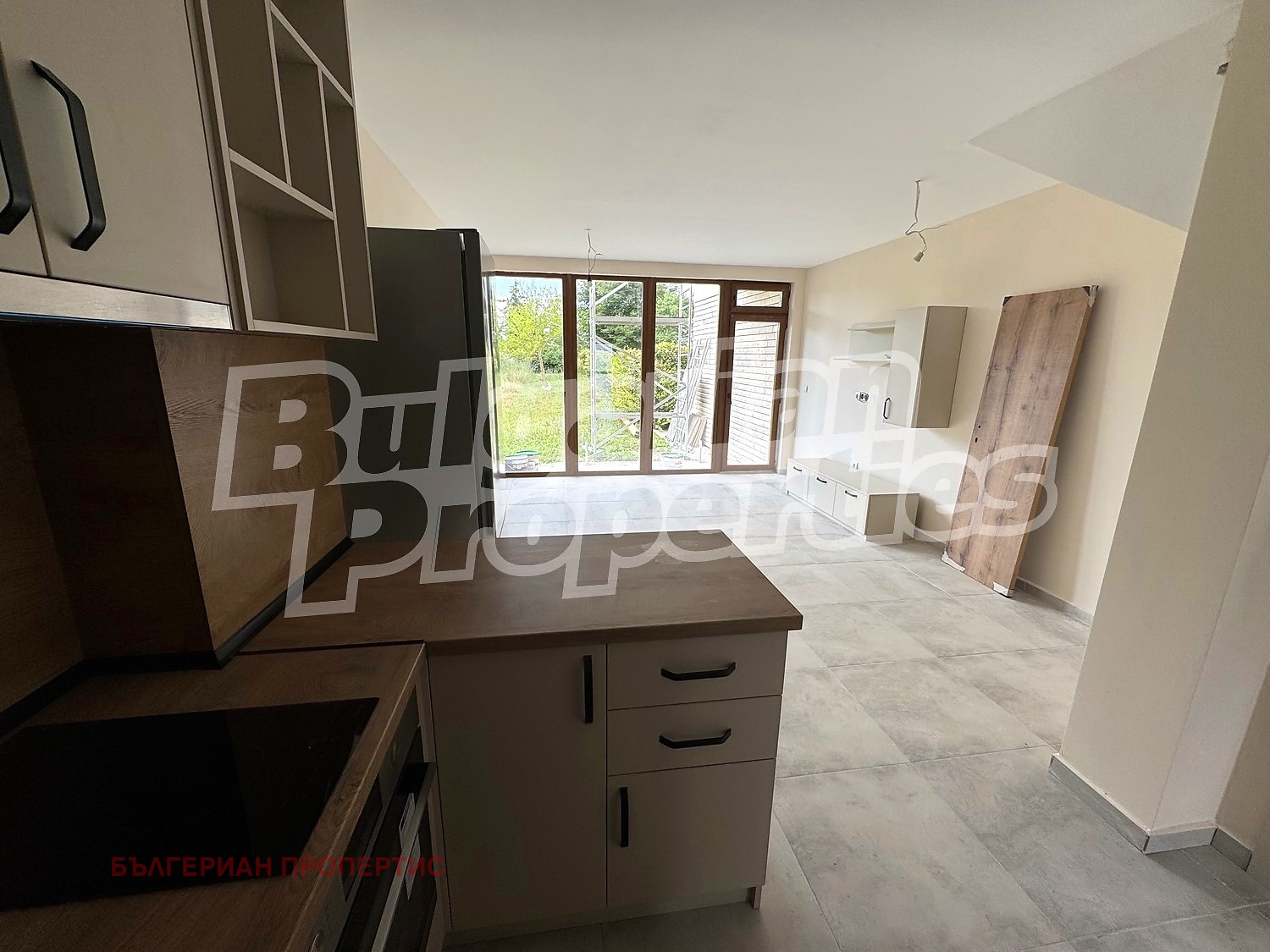 Продава КЪЩА, гр. Балчик, област Добрич, снимка 14 - Къщи - 55281750