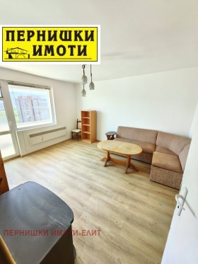 1 bedroom Tvardi livadi, Pernik 1