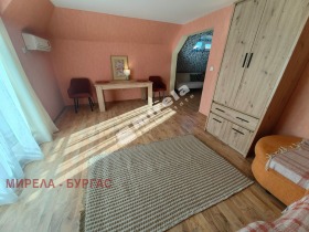 1 sovrum Nesebar, region Burgas 3