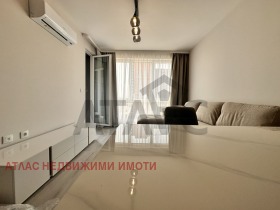 1 quarto Gagarin, Plovdiv