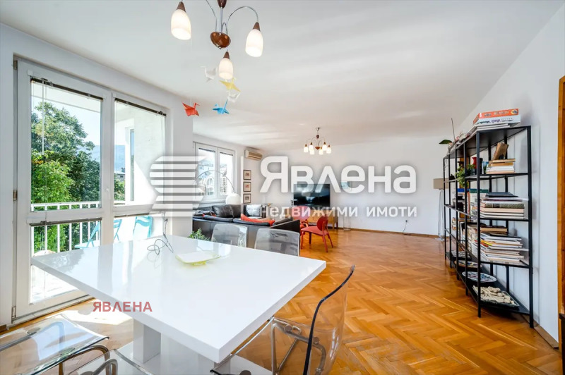 Продава 3-СТАЕН, гр. София, Лозенец, снимка 2 - Aпартаменти - 47500363