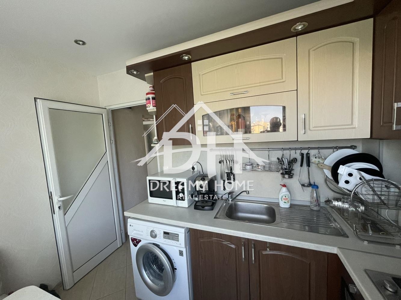 Продава 2-СТАЕН, гр. Пловдив, Кючук Париж, снимка 2 - Апартаменти - 53902425