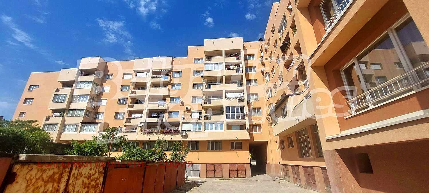Продава 4-СТАЕН, гр. София, Дружба 2, снимка 2 - Апартаменти - 51366676