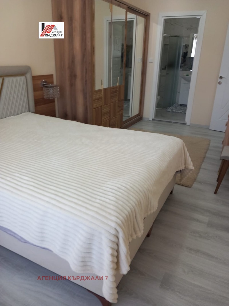 De vânzare  2 dormitoare Cârdjali , Țentâr , 114 mp | 74569968 - imagine [6]