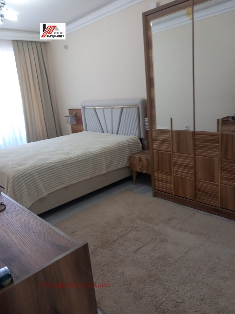 De vânzare  2 dormitoare Cârdjali , Țentâr , 114 mp | 74569968 - imagine [8]