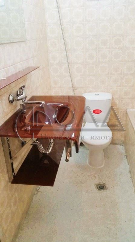 Till salu  Hus Golv Sofia , Centar , 240 kvm | 81735978 - bild [16]