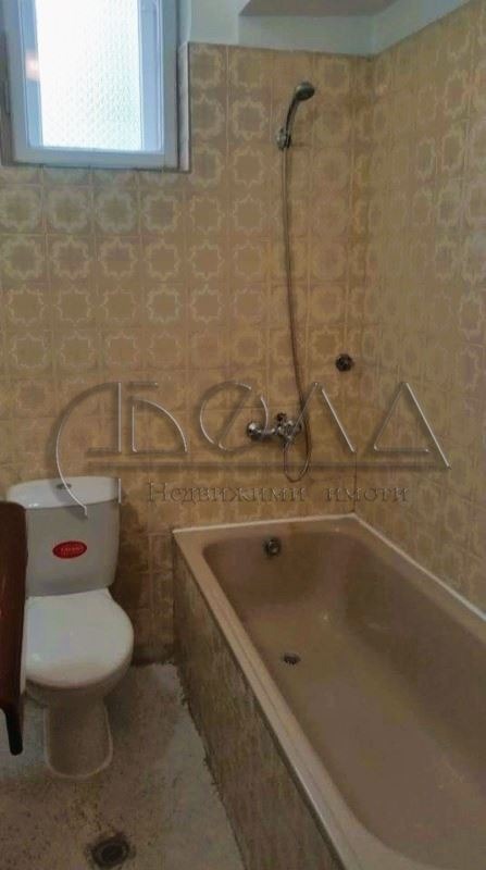 Till salu  Hus Golv Sofia , Centar , 240 kvm | 81735978 - bild [15]