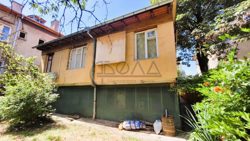 Till salu  Hus Golv Sofia , Centar , 240 kvm | 81735978