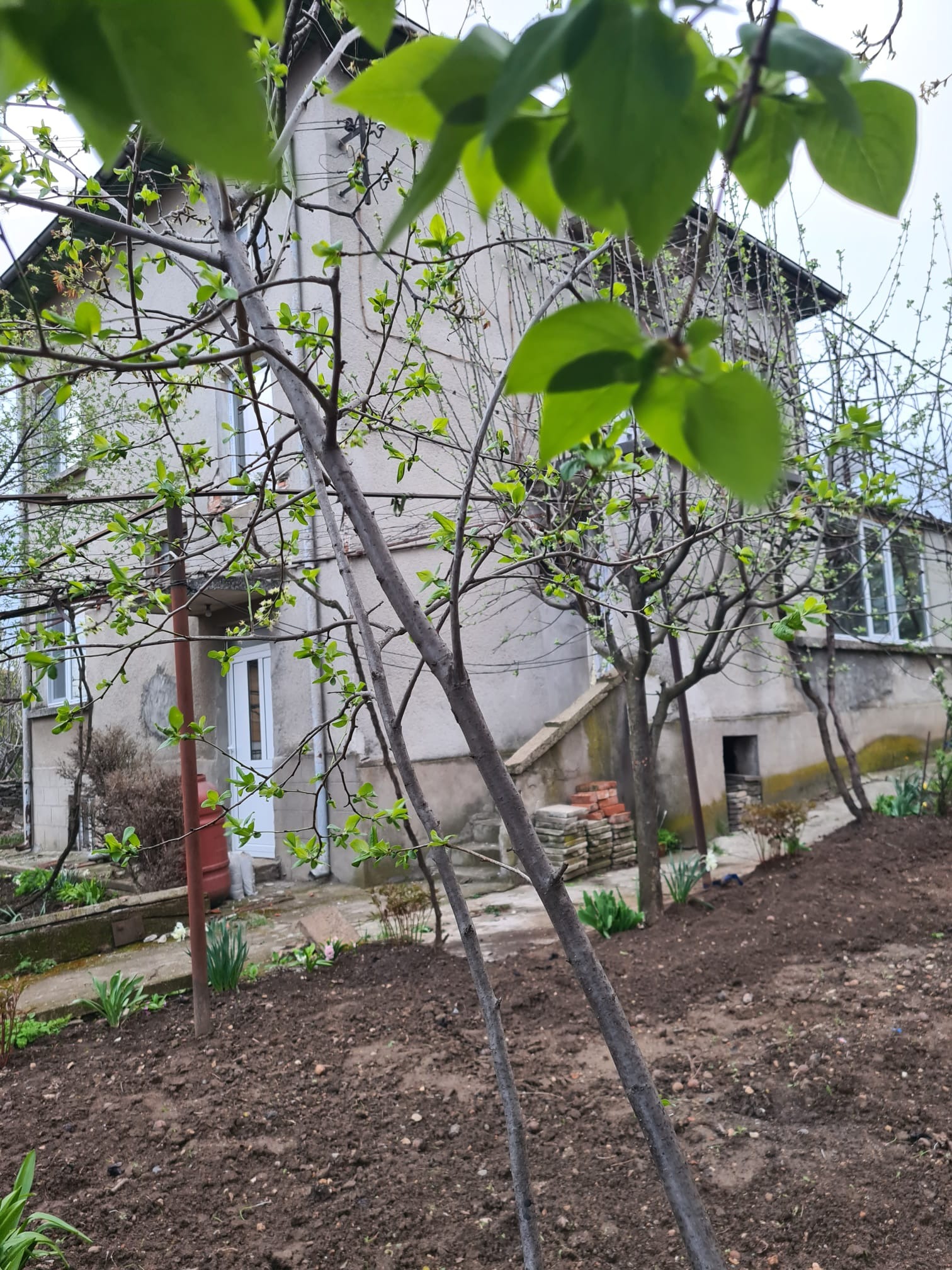 Продава КЪЩА, гр. Луковит, област Ловеч, снимка 3 - Къщи - 54241070