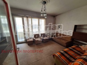2 soverom Tsentar, Pernik 6
