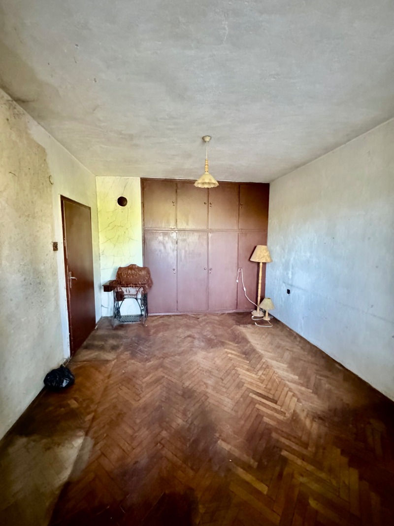 À venda  1 quarto Sofia , Poduiane , 67 m² | 91728647 - imagem [4]