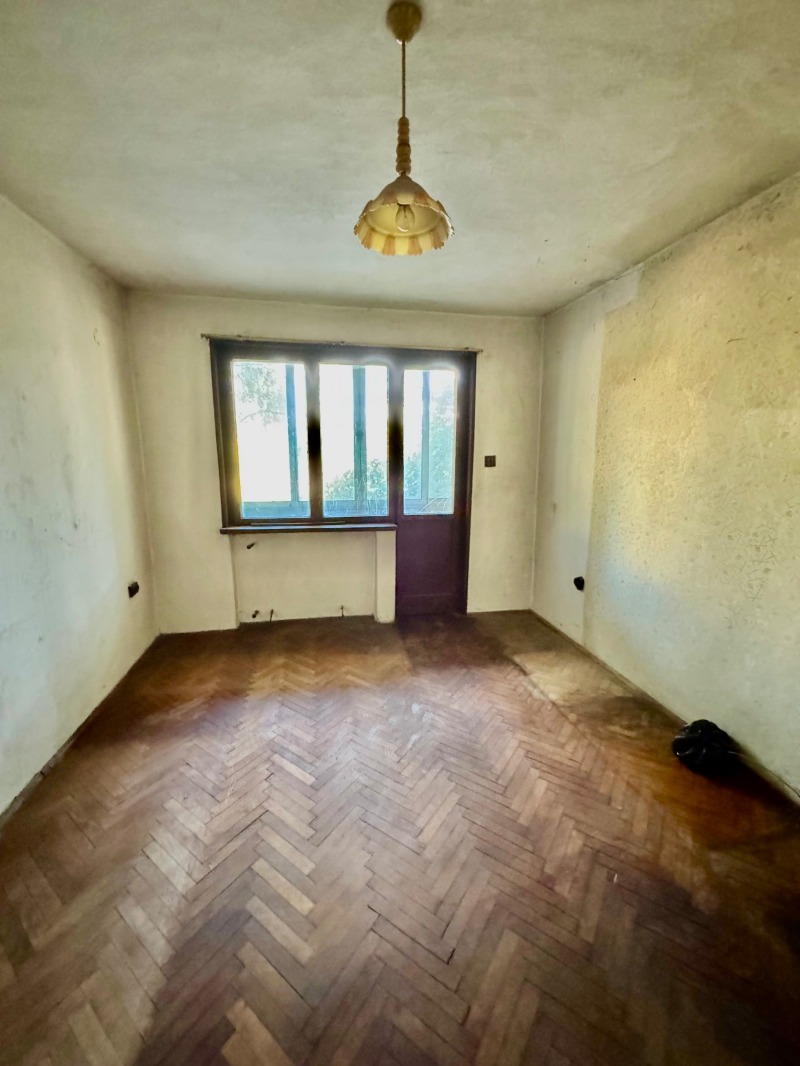 À venda  1 quarto Sofia , Poduiane , 67 m² | 91728647 - imagem [3]