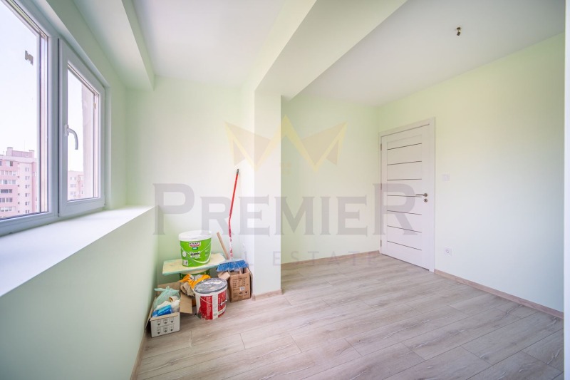 Till salu  2 sovrum Varna , Vladislav Varnentjik 1 , 65 kvm | 67987987 - bild [12]