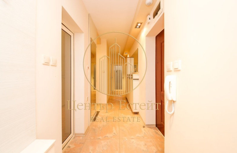 Продава 3-СТАЕН, гр. Плевен, Идеален център, снимка 9 - Апартаменти - 52577366