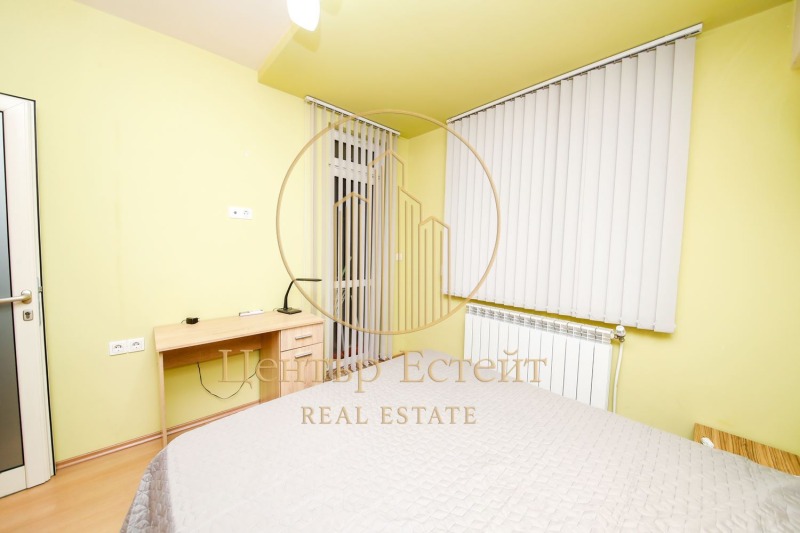 Продава 3-СТАЕН, гр. Плевен, Идеален център, снимка 12 - Апартаменти - 52577366