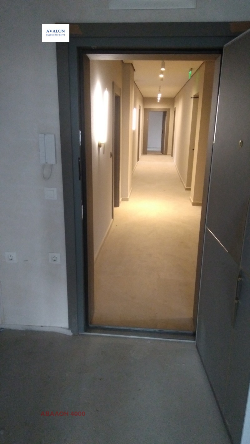 Продава 3-СТАЕН, гр. Пловдив, Остромила, снимка 2 - Апартаменти - 52738368