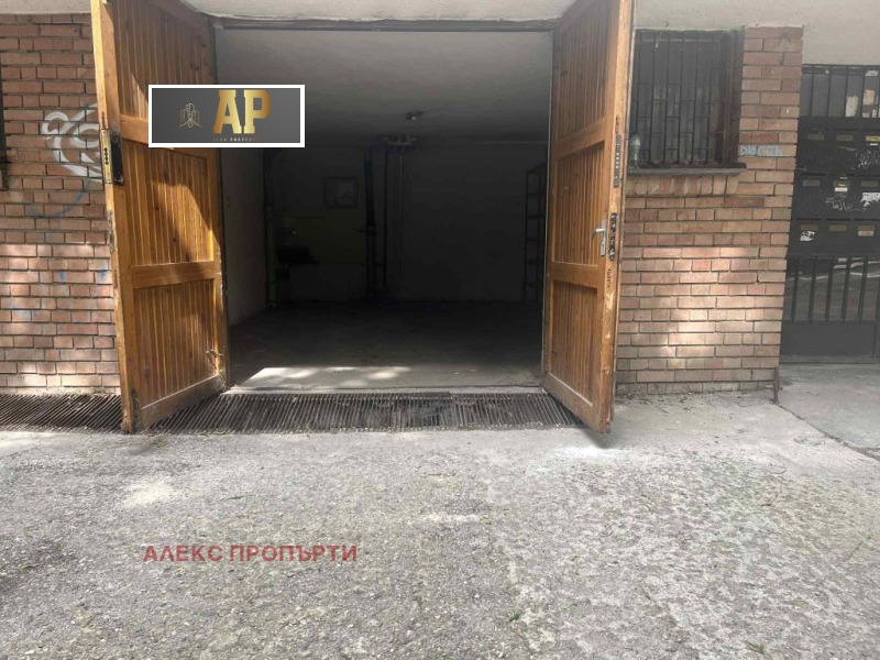 Zu verkaufen  Garage Sofia , Medizinska akademija , 24 qm | 78892366 - Bild [3]