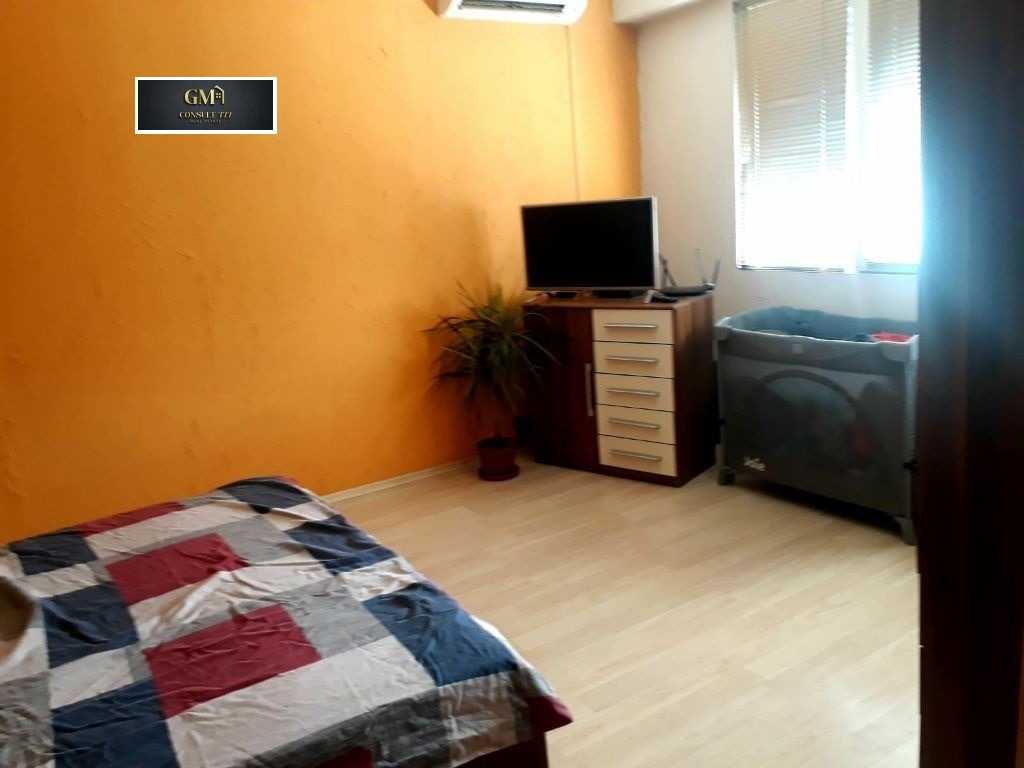 Продава 2-СТАЕН, гр. Плевен, Сторгозия, снимка 2 - Апартаменти - 52977404