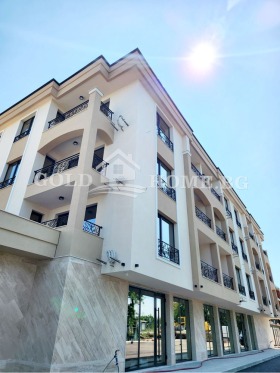Продава 2-стаен град Пловдив Кършияка - [1] 
