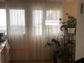 3-стаен град Пловдив, Тракия 4