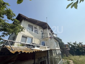Huis m-t Alen mak, Varna