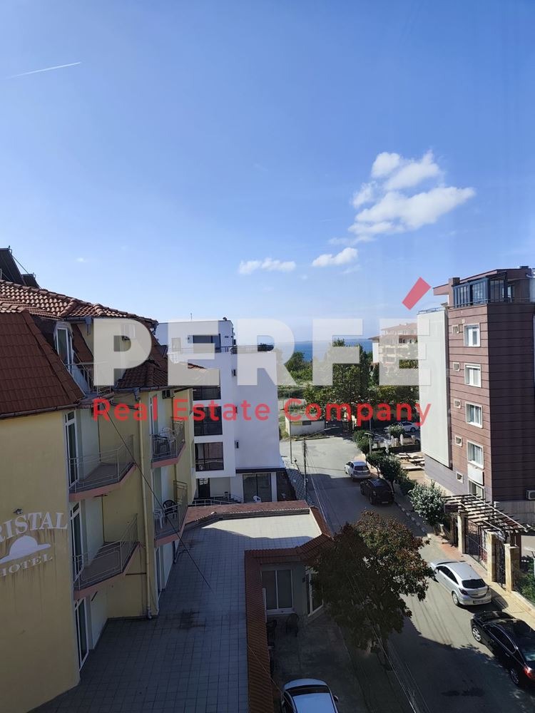 Продава  1-стаен област Бургас , с. Равда , 65 кв.м | 40115464