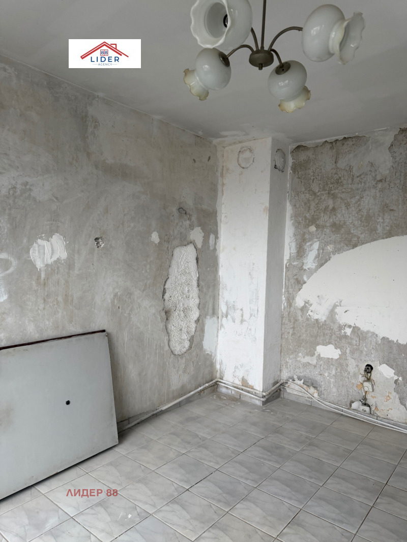 Продава 2-СТАЕН, гр. Плевен, Дружба 4, снимка 2 - Апартаменти - 53493032