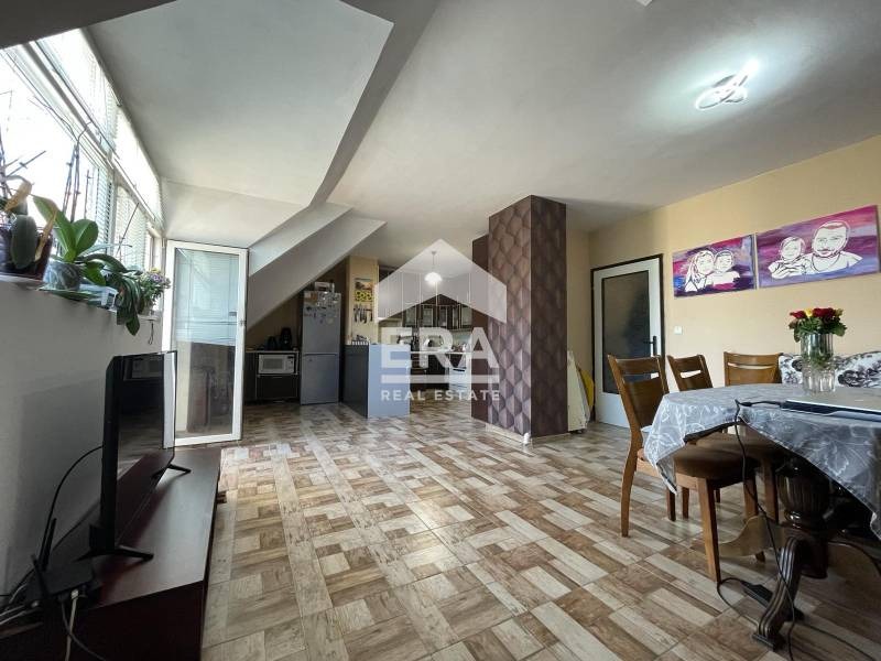 Till salu  2 sovrum Ruse , Hasjove , 110 kvm | 97348519