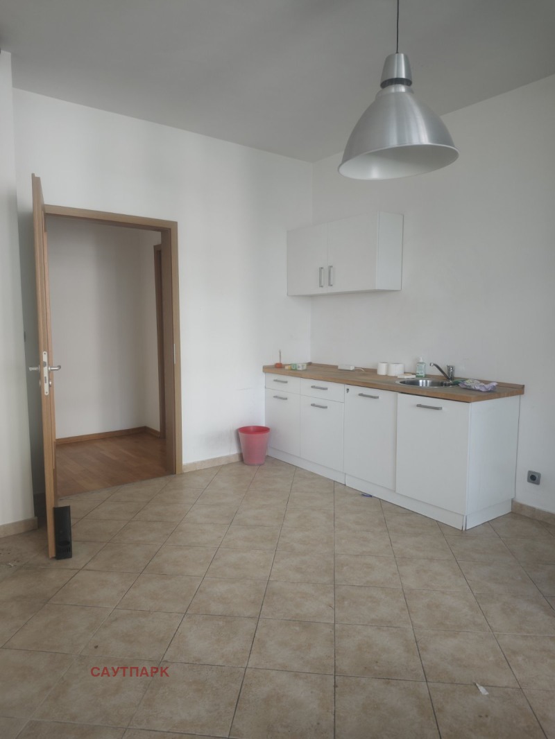 Myytävänä  2 makuuhuonetta Sofia , Manastirski livadi , 234 neliömetriä | 96902602 - kuva [5]
